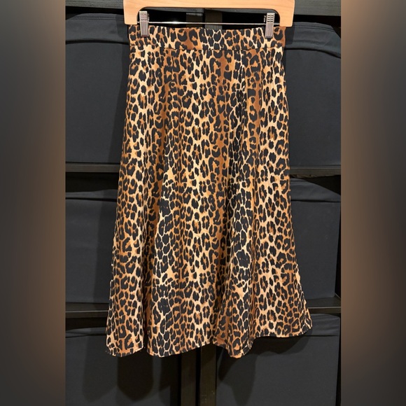 Pinup Couture Dresses & Skirts - Pinup Couture PUG Laura Byrnes Retro A-Line Skirt In Cheetah Print Size M NWT